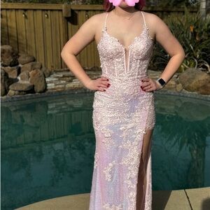 Elegant Pink Lace Evening Dress